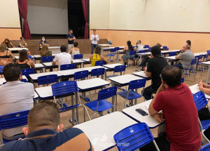 prefeito-e-vice-estreitam-lacos-com-comerciantes-em-artur-nogueira-correio-nogueirense