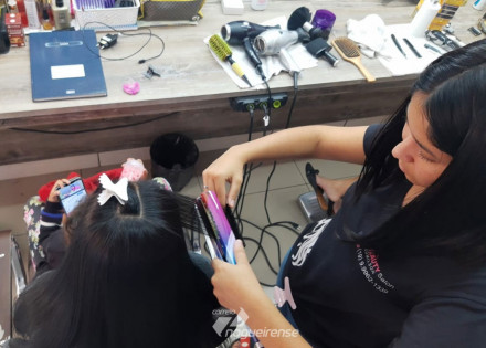 profissionalizacao-e-atendimento-qualificado-definem-o-salao-de-beleza-beauty-salon-correio-nogueirense-1