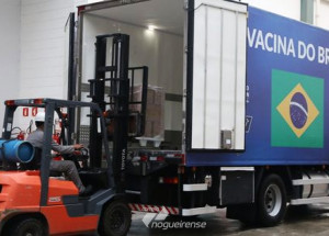 sao-paulo-cria-forca-tarefa-para-acelerar-entrega-de-vacinas-do-butantan-ao-brasil-correio-nogueirense