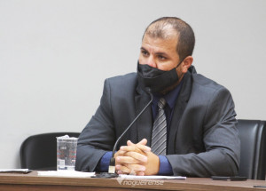 vereador-nando-solicita-a-remocao-de-capivaras-da-lagoa-dos-passaros-em-artur-nogueira-correio-nogueirense