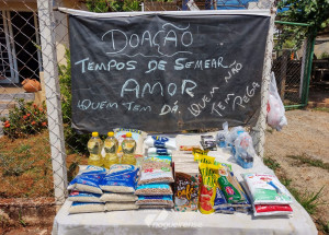 moradoras-criam-em-artur-nogueira-mesa-solidaria-para-doar-alimentos-em-meio-a-pandemia-de-coronavirus-correio-nogueirense-1