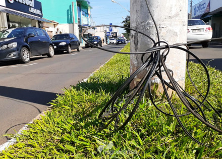 moradores-reclamam-de-fios-e-cabos-soltos-em-ruas-e-avenidas-de-artur-nogueira-correio-nogueirense-capa