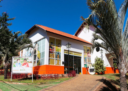 biblioteca-municipal-de-holambra-recebe-42-novos-titulos-correio-nogueirense