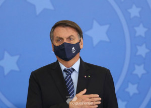 bolsonaro-recebe-credenciais-de-cinco-novos-embaixadores-no-brasil-correio-nogueirense