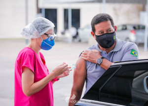 hamilton-mourao-toma-segunda-dose-de-vacina-contra-a-covid-19-correio-nogueirense