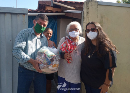 prefeitura-de-artur-nogueira-distribui-cestas-basicas-aos-idosos-do-programa-tempo-feliz-correio-nogueirense-capa