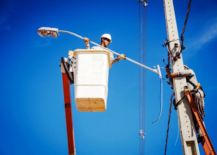 telles-solicita-instalacao-de-bracos-de-iluminacao-publica-em-bairro-de-artur-nogueira-correio-nogueirense