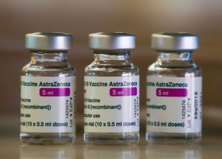 2021-03-24t094656z_1318001781_rc2lhm95e000_rtrmadp_3_health-coronavirus-spain-astrazeneca