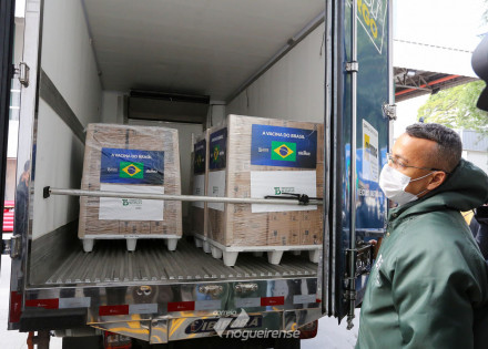 estado-de-sp-entrega-ao-brasil-mais-2-milhoes-de-doses-da-vacina-do-butantan-correio-nogueirense