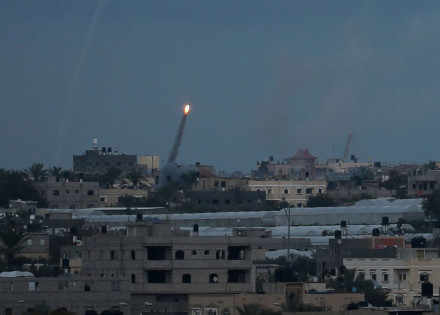 israel-e-hamas-intensificam-bombardeios-correio-nogueirense