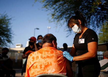 latinos-viajam-aos-estados-unidos-em-busca-de-imunizacao-correio-nogueirense