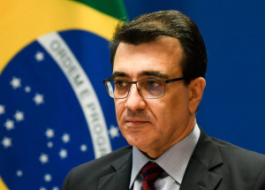 ministro_carlos_alberto_franco_franca2804217571