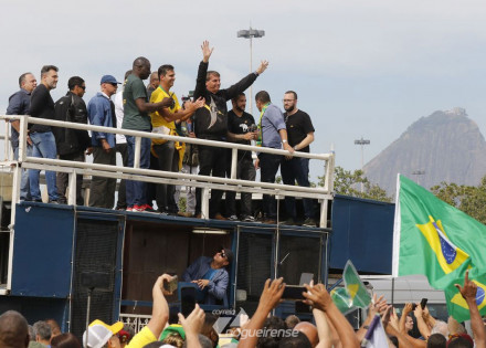 presidente-lamentou-mortes-e-defendeu-liberdade-e-democracia-correio-nogueirense