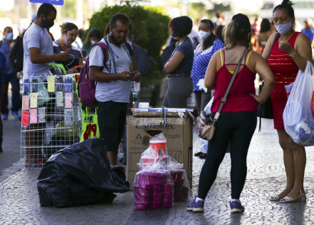 Comércio de rua em Brasília.
