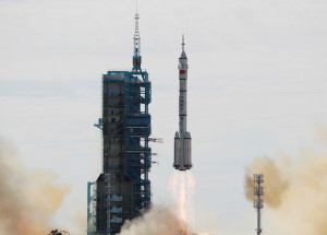 2021-06-17t013214z_1932877738_rc212o9inubl_rtrmadp_3_space-exploration-china-shenzhou