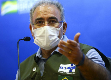 O ministro da Saúde, Marcelo Queiroga, durante entrevista coletiva.