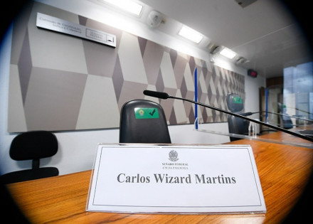 f098ea69-1a52-4c45-a198-68ed2edf3b17