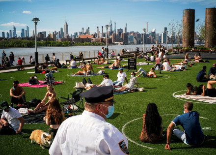 nova_yorkdomino_park_brooklyndistancia_social_1605200341