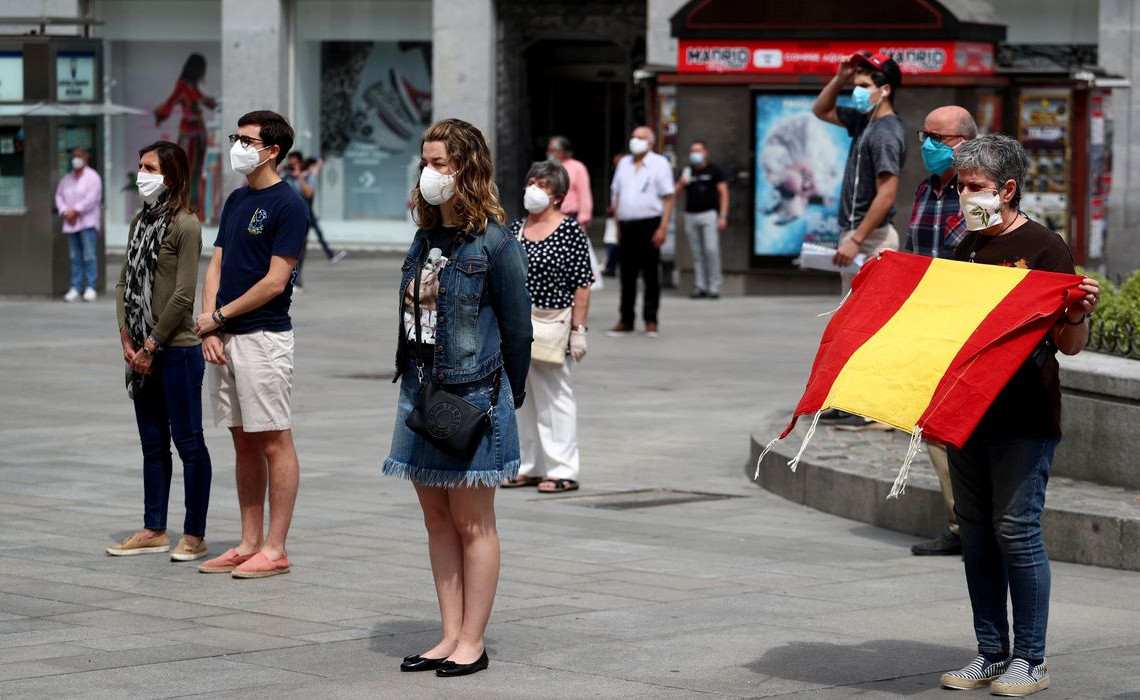 2020-05-26t123155z_1_lynxmpeg4p13r_rtroptp_4_saude-coronavirus-espanha-schengen_1
