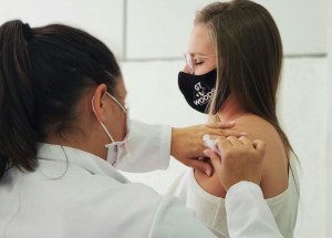 artur-nogueira-vacina-pessoas-de-28-anos-sem-comorbidades-nesta-sexta-feira-correio-nogueirense