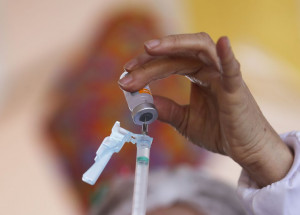 vacinacao_covid-19_vacina_fcpzzb_abr19062101586