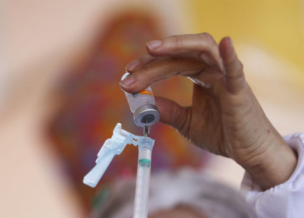 vacinacao_covid-19_vacina_fcpzzb_abr19062101586