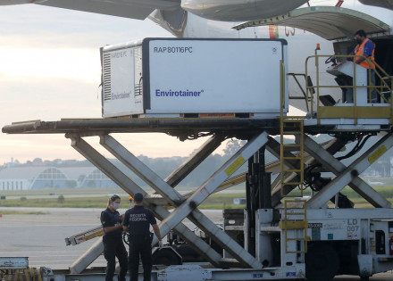 2021-03-04t123740z_1775938752_rc2c4m9e6ugr_rtrmadp_3_health-coronavirus-brazil