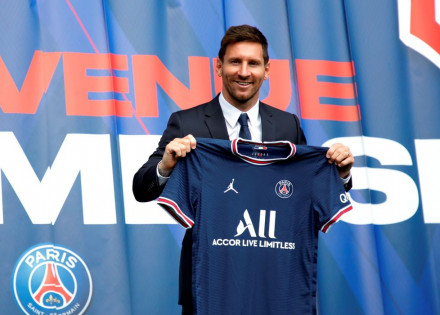 2021-08-11t115435z_1641865622_up1eh8b0rvm18_rtrmadp_3_soccer-messi