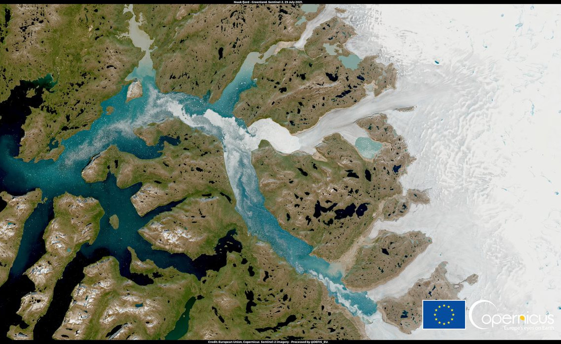 2021-08-20t232354z_1_lynxmpeh7j180_rtroptp_4_climate-change-greenland-rainfall