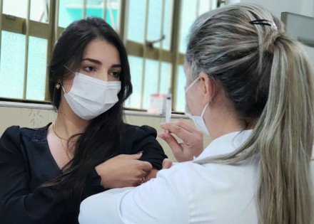 artur-nogueira-vacina-pessoas-de-24-anos-sem-comorbidades-nesta-terca-feira-correio-nogueirense