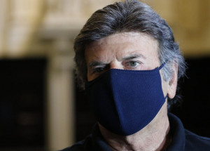 _o_presidente_do_supremo_tribunal_federal_stf_ministro_luiz_fux_e_vacinado_contra_a_covid-19_no_museu_da_justica_no_centro.020420212757