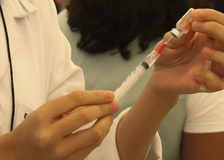 vacinacao_contra_covid-19_sao_paulo_rovsa_abr_19012101078