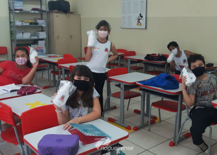 volta-as-aulas-presenciais-prefeitura-de-artur-nogueira-distribui-kit-de-protecao-contra-a-covid-19-em-escolas-publicas-correio-nogueirense-capa