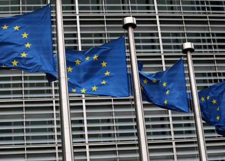 2019-03-06t091520z_360526764_rc1ad7fa4d00_rtrmadp_3_britain-eu-commission