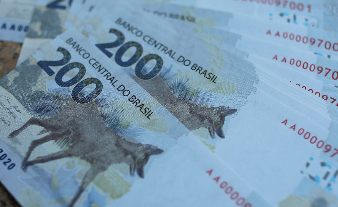 2020-09-02t180838z_568741666_rc2iqi9e4due_rtrmadp_3_brazil-economy-banknote