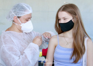 artur-nogueira-vacina-adolescentes-de-12-anos-sem-comorbidades-nesta-sexta-feira-correio-nogueirense