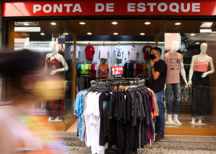 comercio_na_saara_reabre_no_rio_tnrgo_abr_0904216706