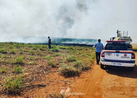 defesa-civil-de-engenheiro-coelho-combate-incendio-em-canavial-correio-nogueirense