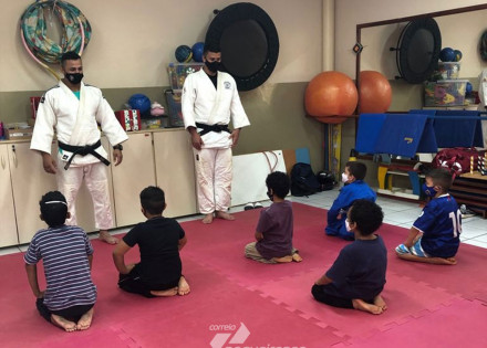 prefeitura-amplia-projeto-judo-a-educacao-especial-em-artur-nogueira-correio-nogueirense