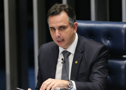 rodrigo_pacheco_plenario_do_senado_federal_sessao_deliberativa_ordinaria_semipresencial_fcpzzb_abr_240220211032