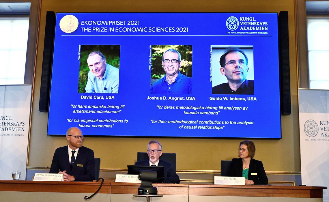 2021-10-11t104155z_1_lynxmpeh9a0g3_rtroptp_4_nobel-prize-economics
