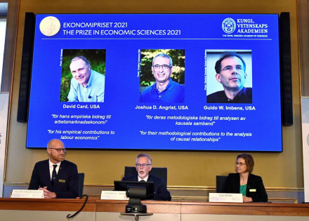 2021-10-11t104155z_1_lynxmpeh9a0g3_rtroptp_4_nobel-prize-economics