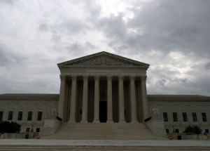 2021-10-22t223534z_1_lynxmpeh9l15j_rtroptp_4_eua-supremacorte-tsarnaev-penamorte