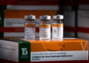 coronavac_2009210476