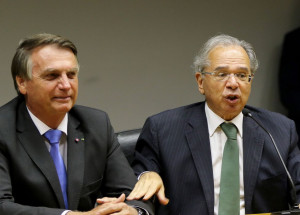 _jair_bolsonaro_paulo_guedes_declaracao_conjunta_a_imprensa_wdol_abr_2210212479