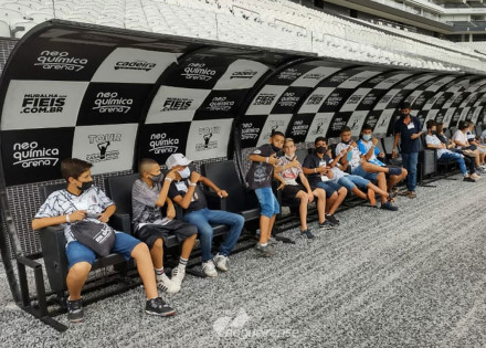 secretaria-de-esportes-de-artur-nogueira-leva-criancas-para-arena-corinthians-correio-nogueirense-capa