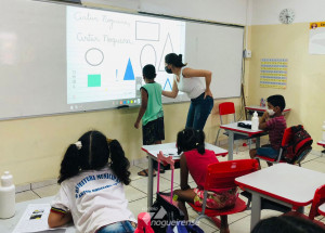 prefeitura-de-artur-nogueira-instala-projetores-interativos-em-escolas-correio-nogueirense