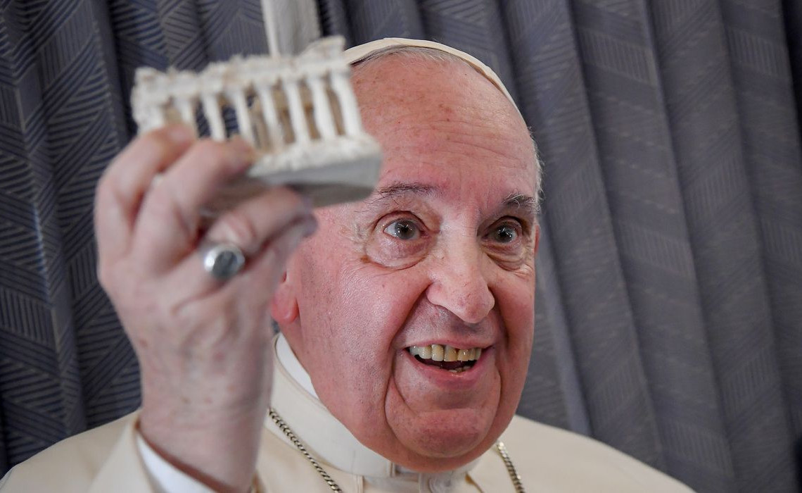 2021-12-06t123836z_214834050_rc2z8r9yiao6_rtrmadp_3_pope-greece-news-conference
