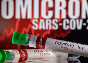 2021-12-14t202004z_1012049210_rc2ecr9fluyc_rtrmadp_3_health-coronavirus-omicron