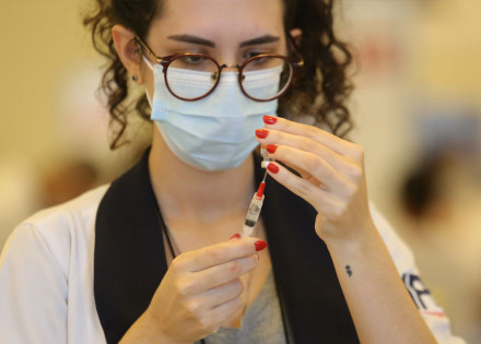 artur-nogueira-recebe-1-500-doses-da-vacina-contra-a-covid-19-correio-nogueirense